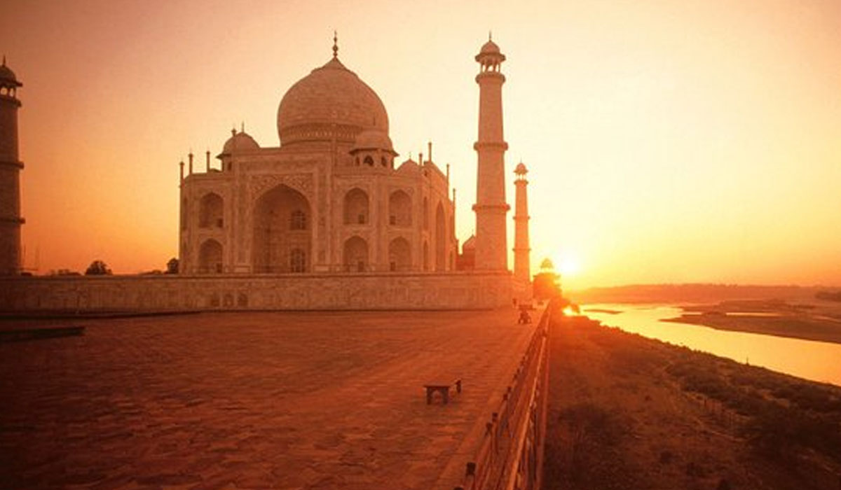 sunrise-view-taj-mahal